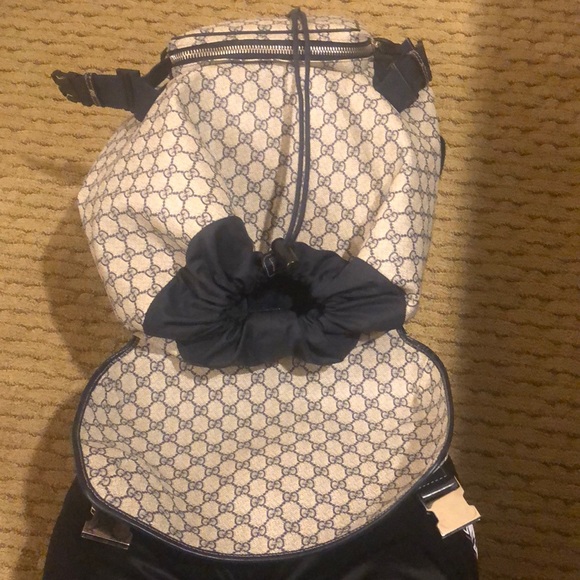 Gucci Backpack(Large) Made in Italy. Barely used. - Picture 3 of 5